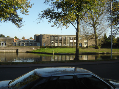 806995 Gezicht op het voormalige gebouw van het Service-centrum Studie en Beroep van het ROC Utrecht (Onyxweg 1-3) te ...